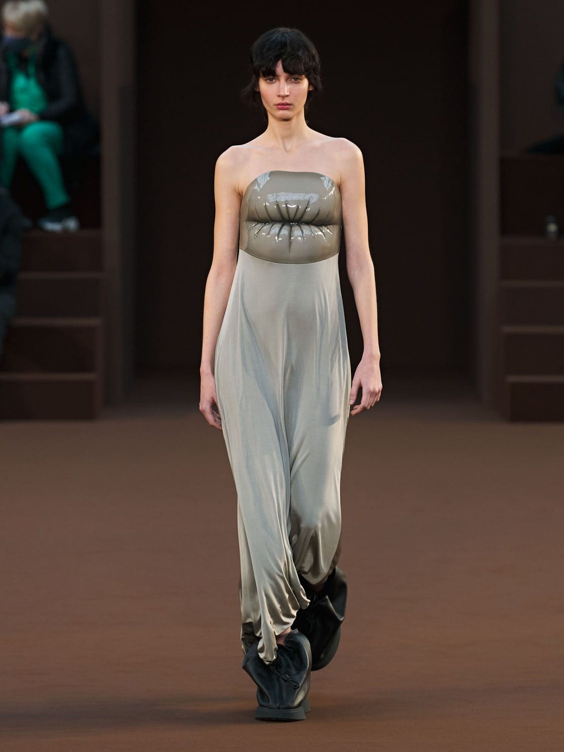 Loewe Otoño Invierno 2022-2023 París Runway Revista