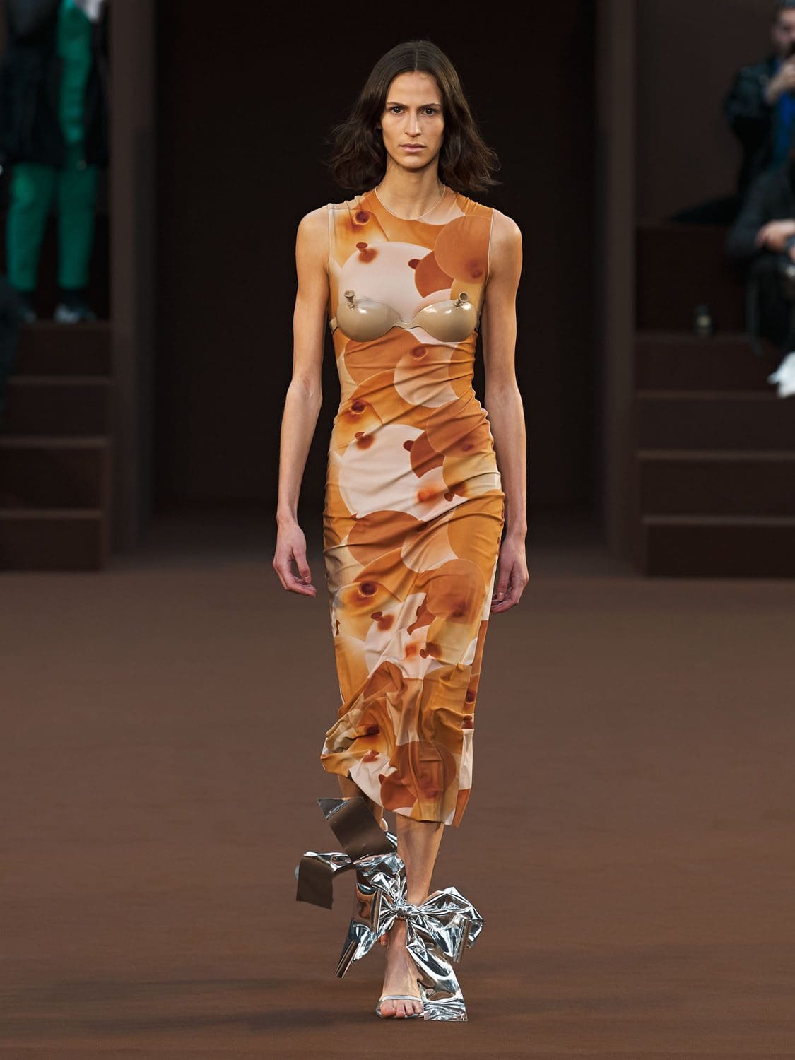 Loewe Otoño Invierno 2022-2023 París Runway Revista