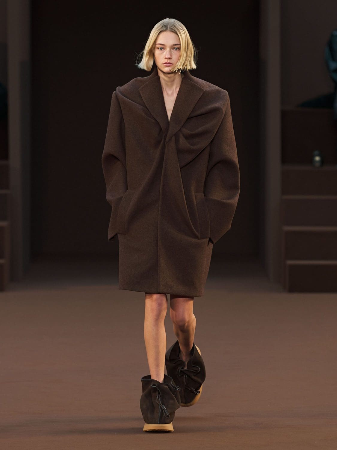 Loewe Otoño Invierno 2022-2023 París Runway Revista