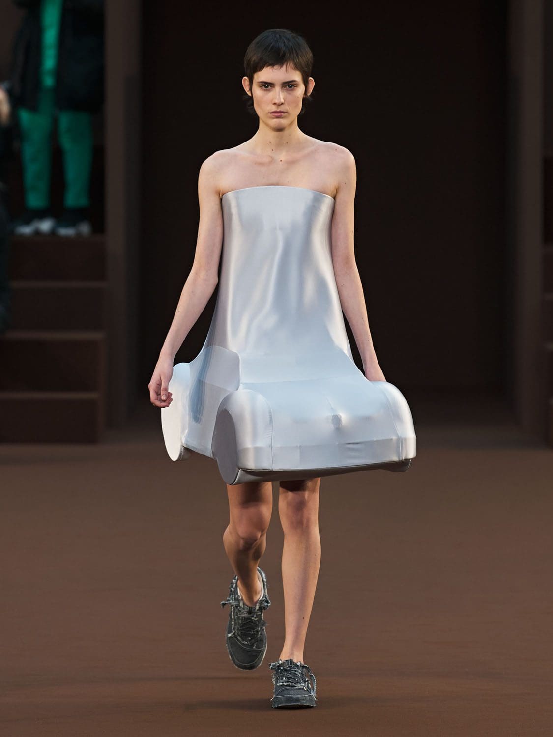 Loewe Otoño Invierno 2022-2023 París Runway Revista
