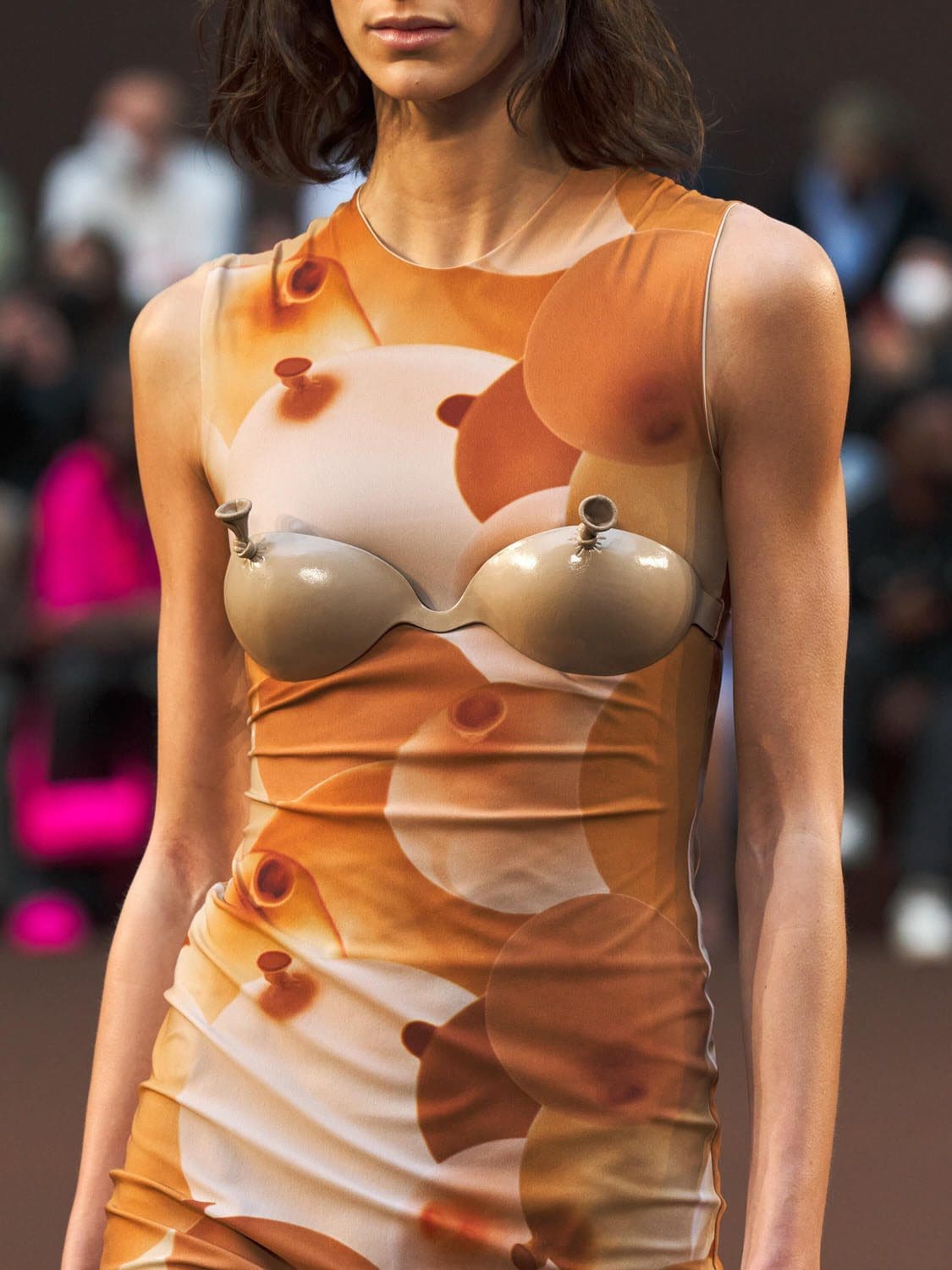 Loewe Fall Winter 2022-2023 Paris Runway Magazine