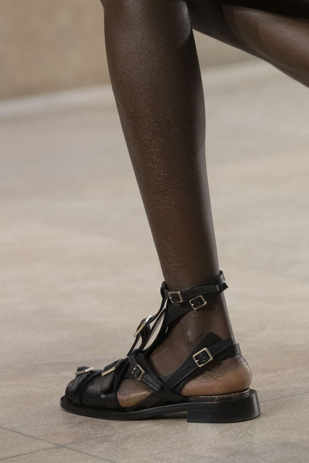 Sacs et Chaussures Louis Vuitton Automne 2022-2023 Runway Magazine