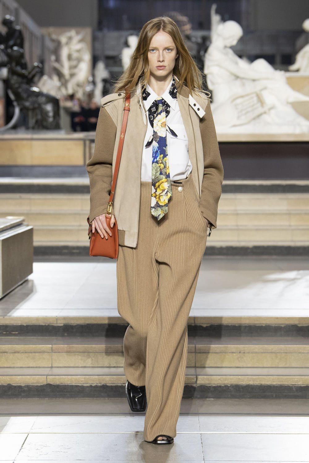 Louis Vuitton Automne-Hiver 2022-2023 Runway Magazine