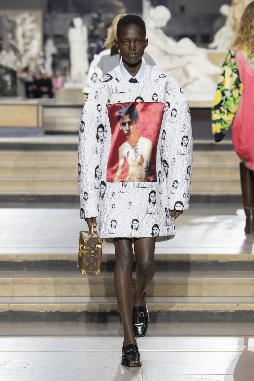Louis Vuitton Automne-Hiver 2022-2023 Runway Magazine
