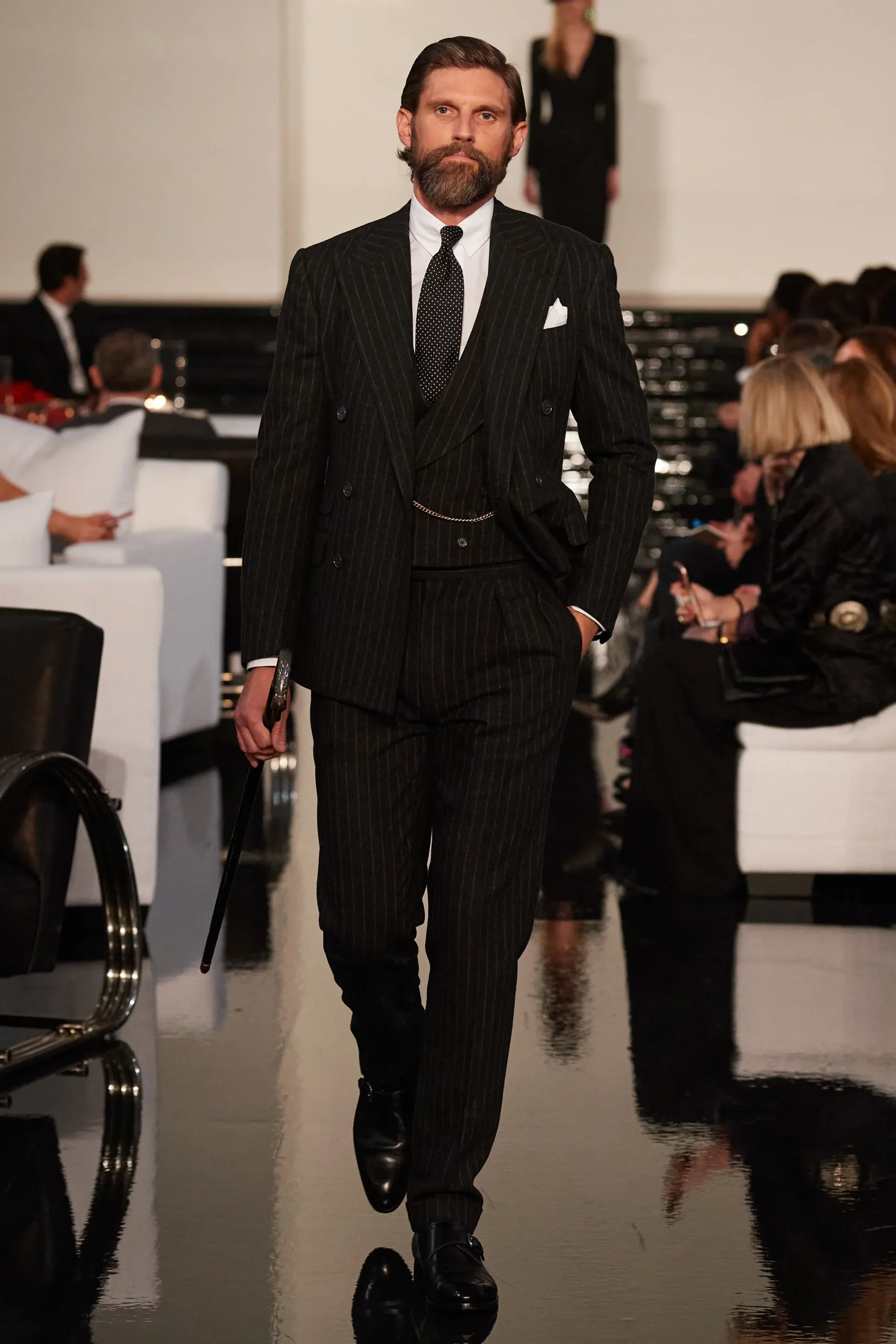 Ralph Lauren 2022-2023 秋冬纽约时装秀 Runway 杂志