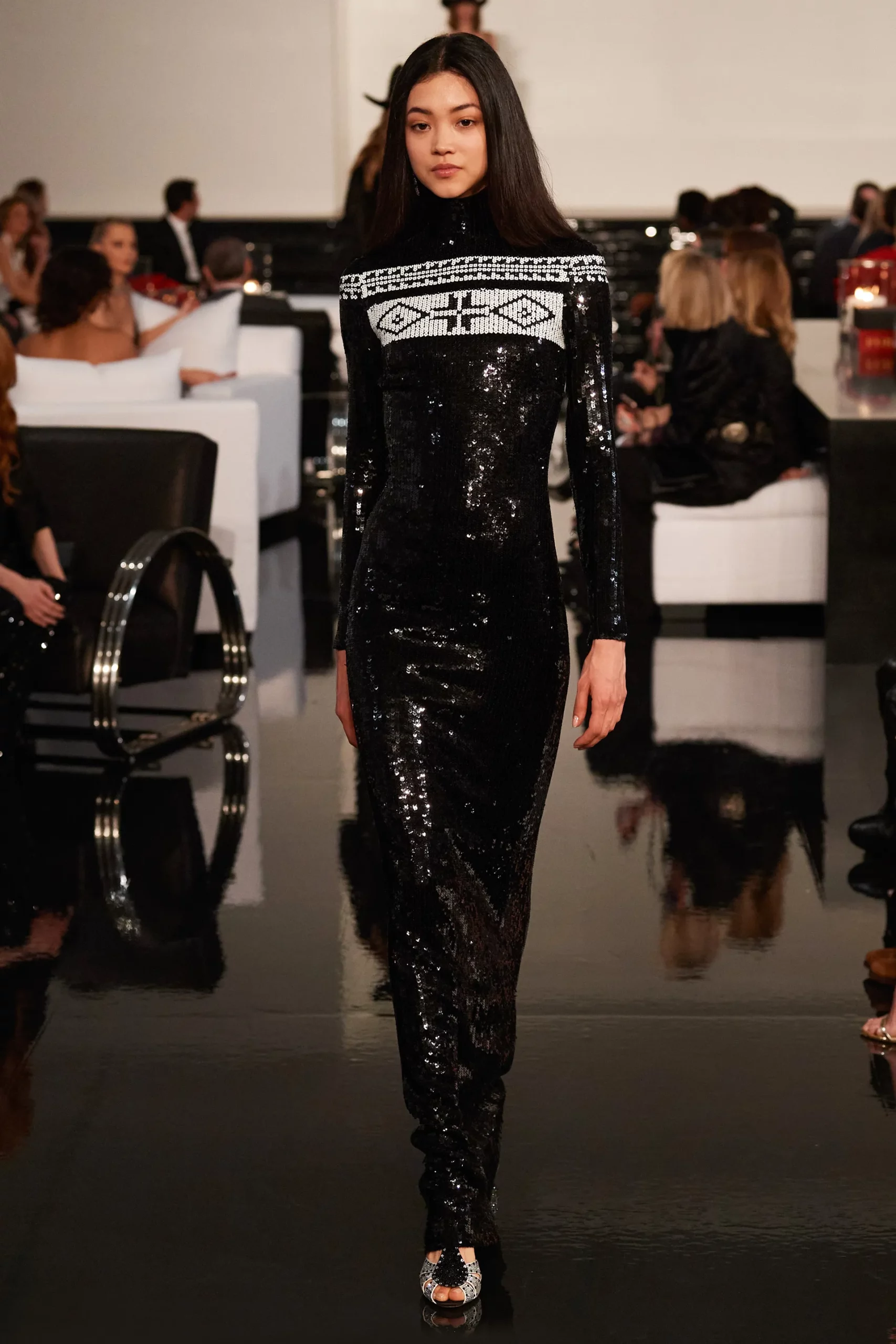 Ralph Lauren 2022-2023 秋冬纽约时装秀 Runway 杂志