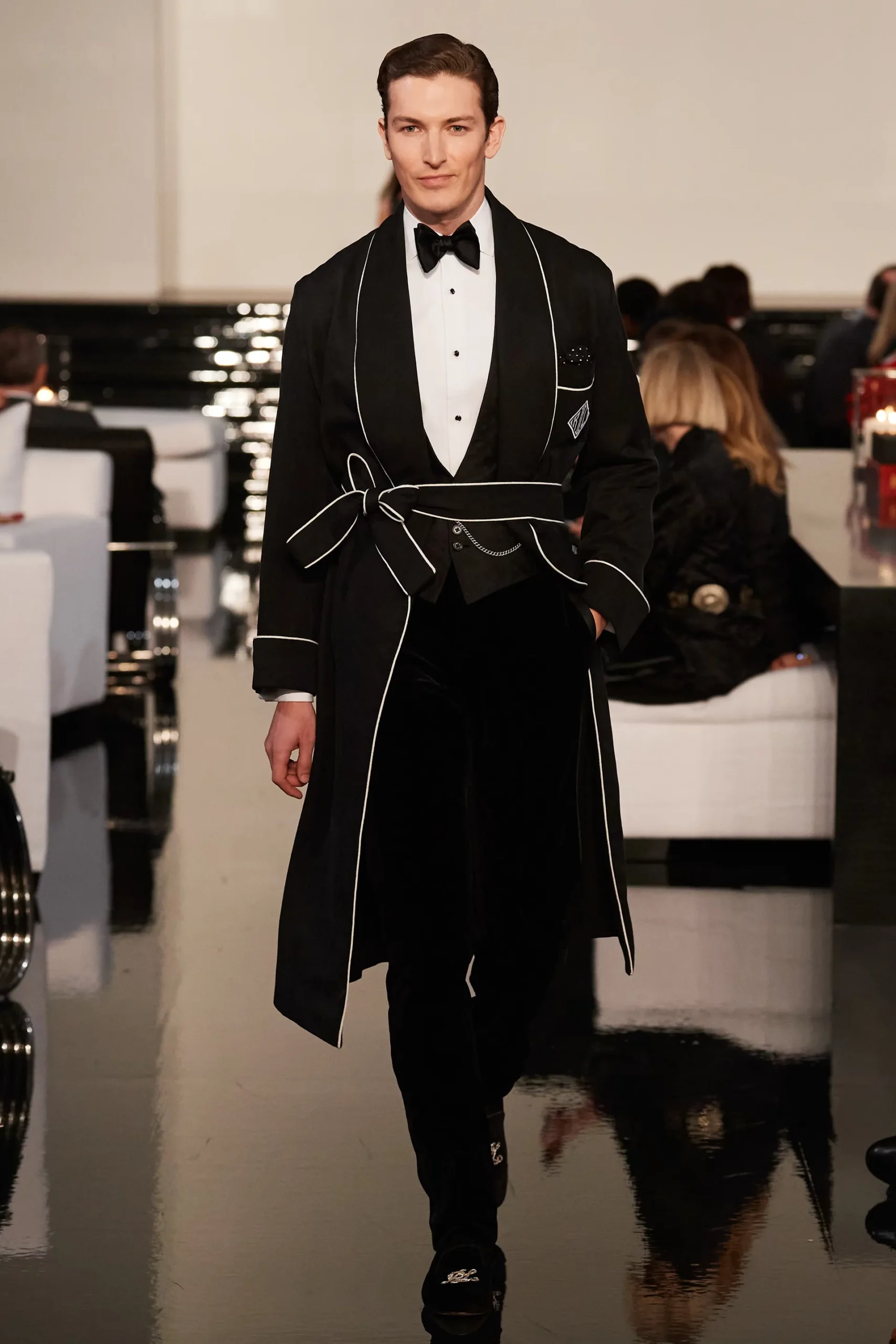 Ralph Lauren 2022-2023 秋冬纽约时装秀 Runway 杂志