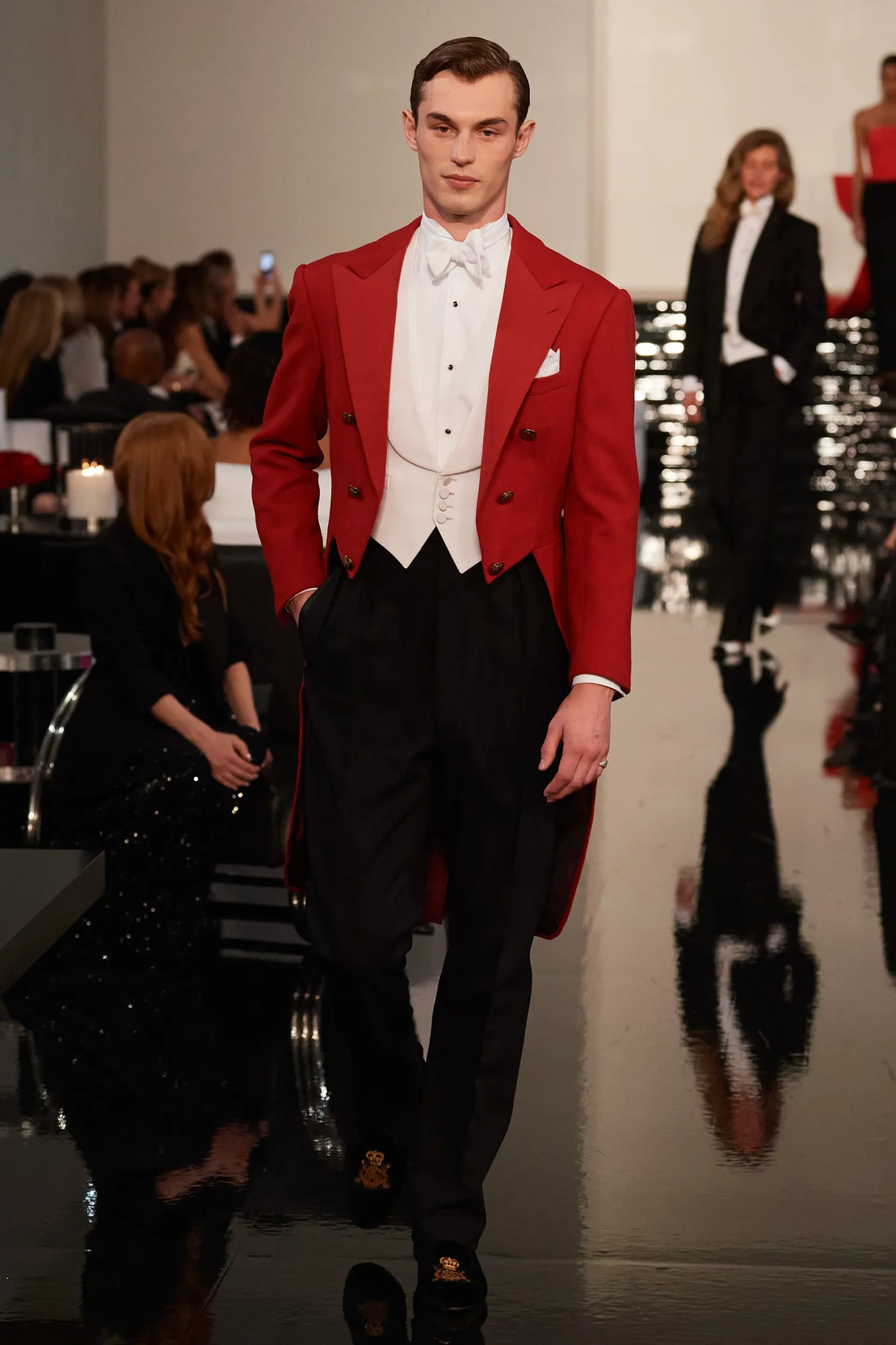 Ralph Lauren 2022-2023 秋冬纽约时装秀 Runway 杂志