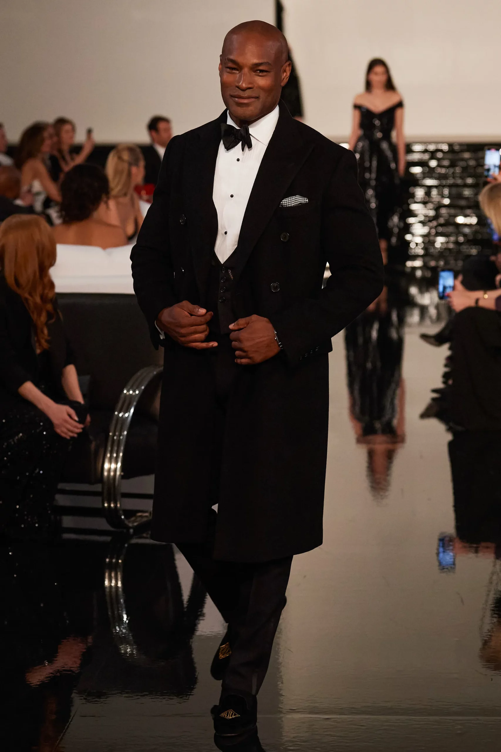 Ralph Lauren 2022-2023 秋冬纽约时装秀 Runway 杂志