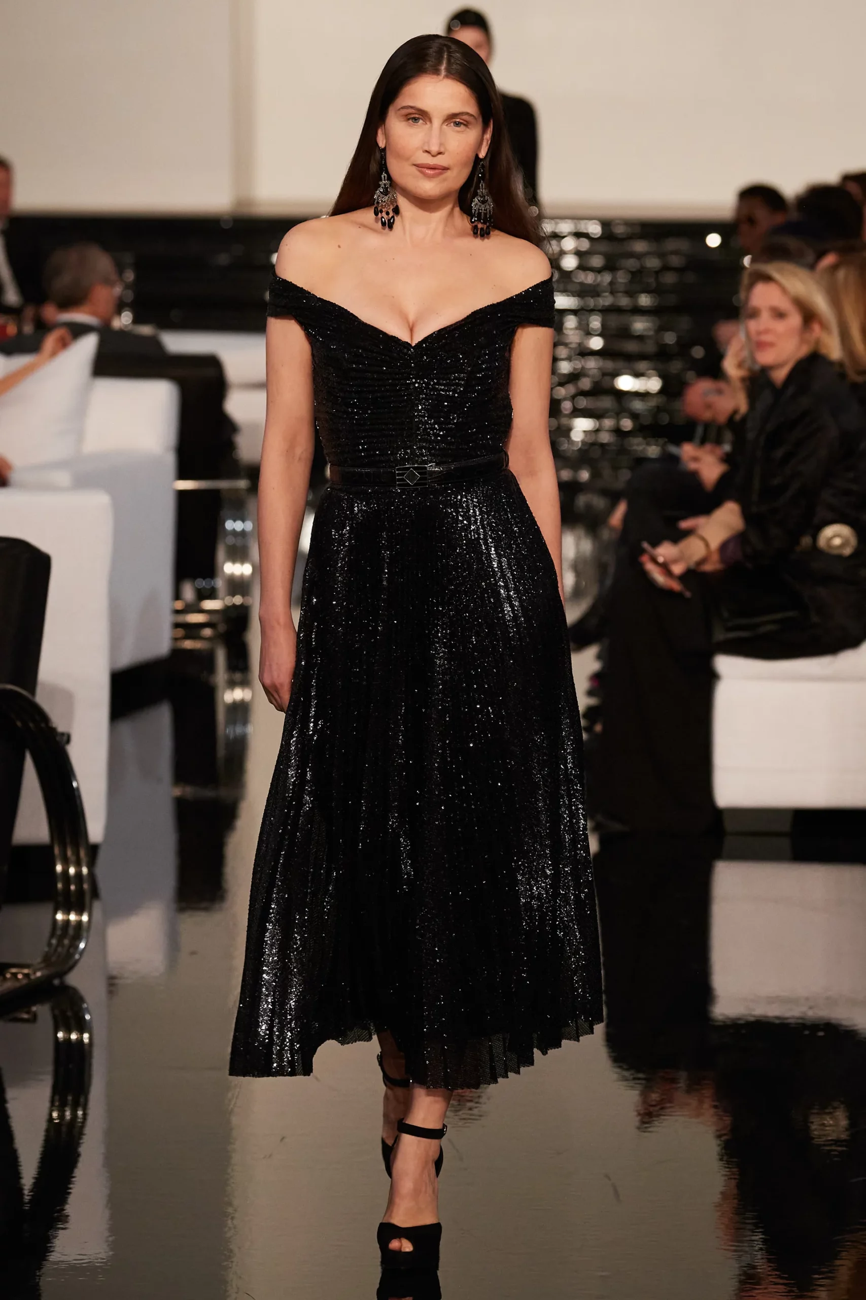 Ralph Lauren 2022-2023 秋冬纽约时装秀 Runway 杂志
