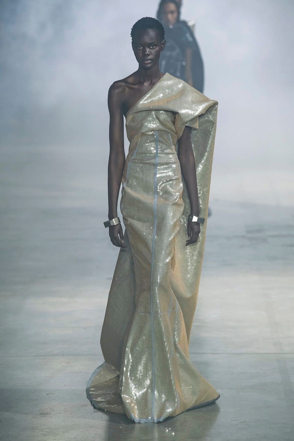 Rick Owens Autunno Inverno 2022-2023 Parigi Runway Magazine