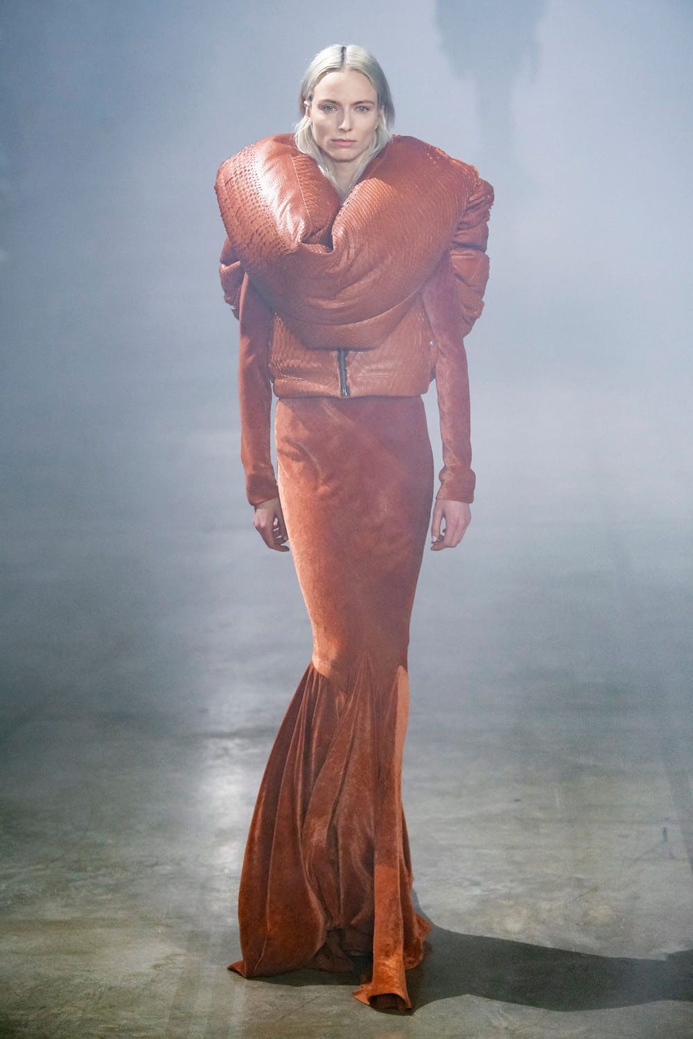 Rick Owens Autunno Inverno 2022-2023 Parigi Runway Magazine