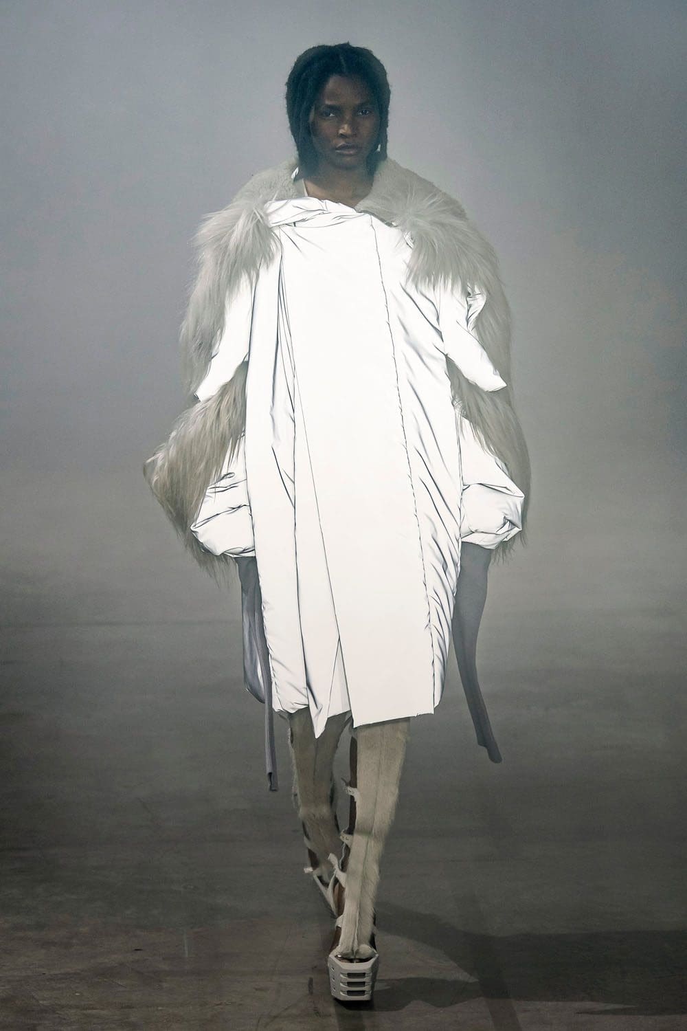 Rick Owens Autunno Inverno 2022-2023 Parigi Runway Magazine