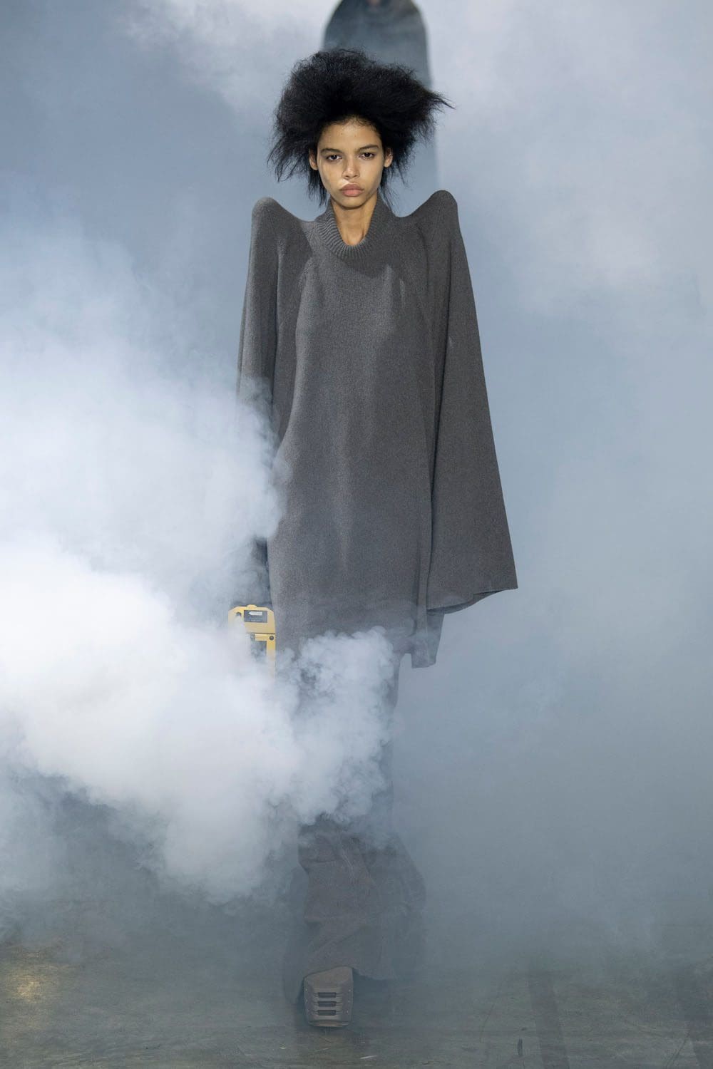 Rick Owens Autunno Inverno 2022-2023 Parigi Runway Magazine