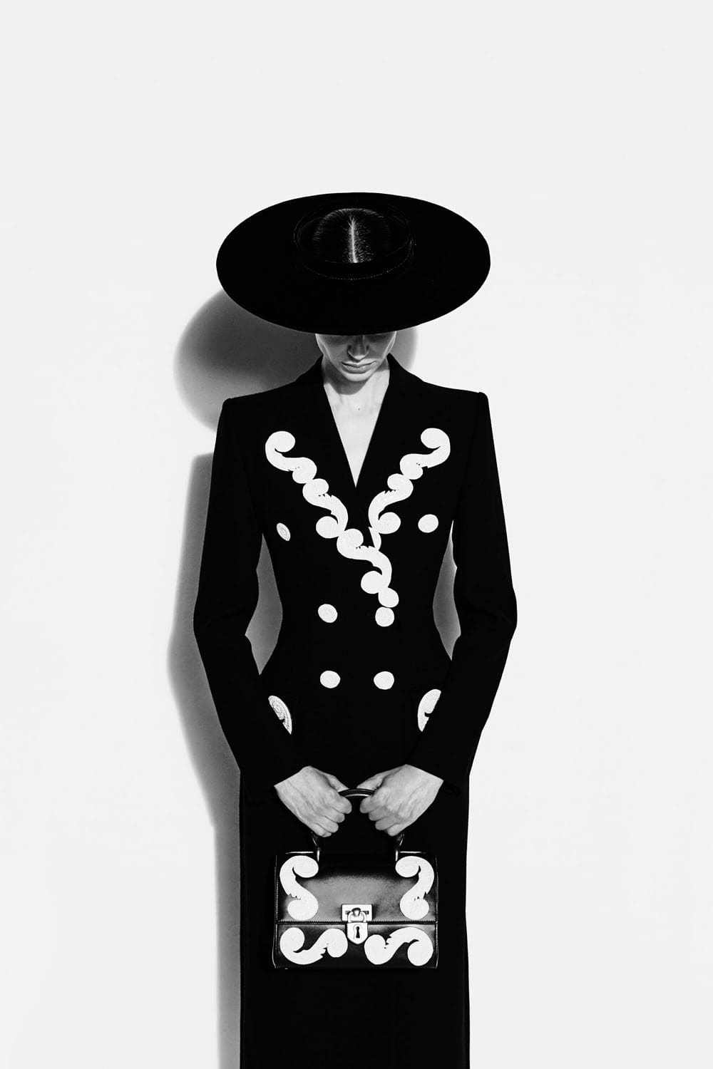 Schiaparelli Herbst Winter 2022-2023 Runway Magazin