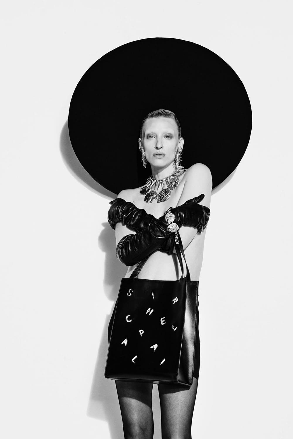 Schiaparelli Herbst Winter 2022-2023 Runway Magazin