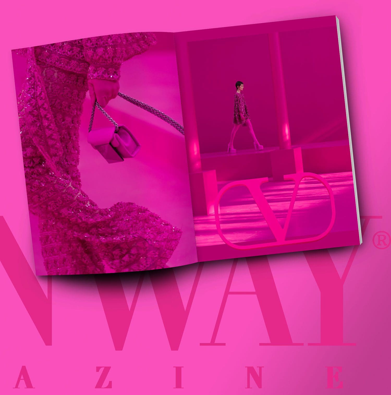 华伦天奴粉色特别款 Issue 2022-2023 年秋季 Runway 杂志