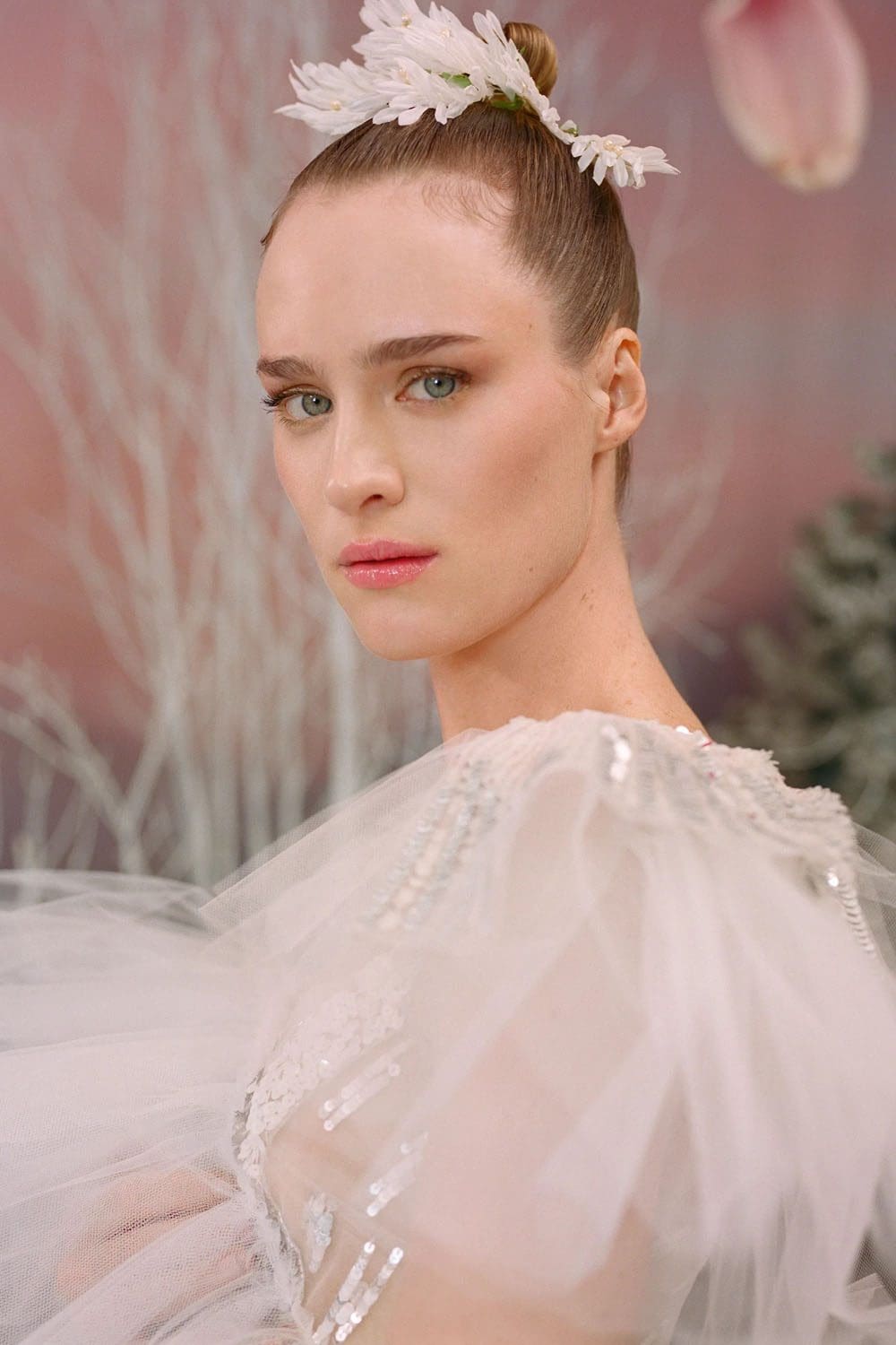 Rodarte осень-зима 2022 2023 дизайн Кейт и Лауры Малливи, фото Дарьи Кобаяши Рич runway журнал (8)
