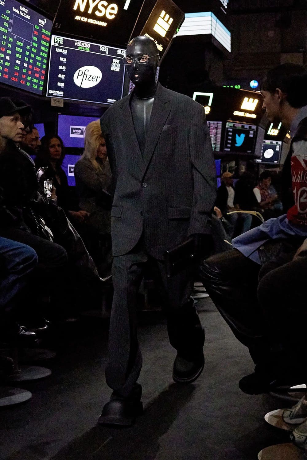 Balenciaga Resort 2023 New York Runway Magazine