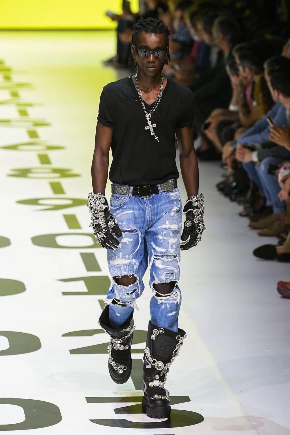 Dolce Gabbana Men Весна Лето 2023 Runway Журнал