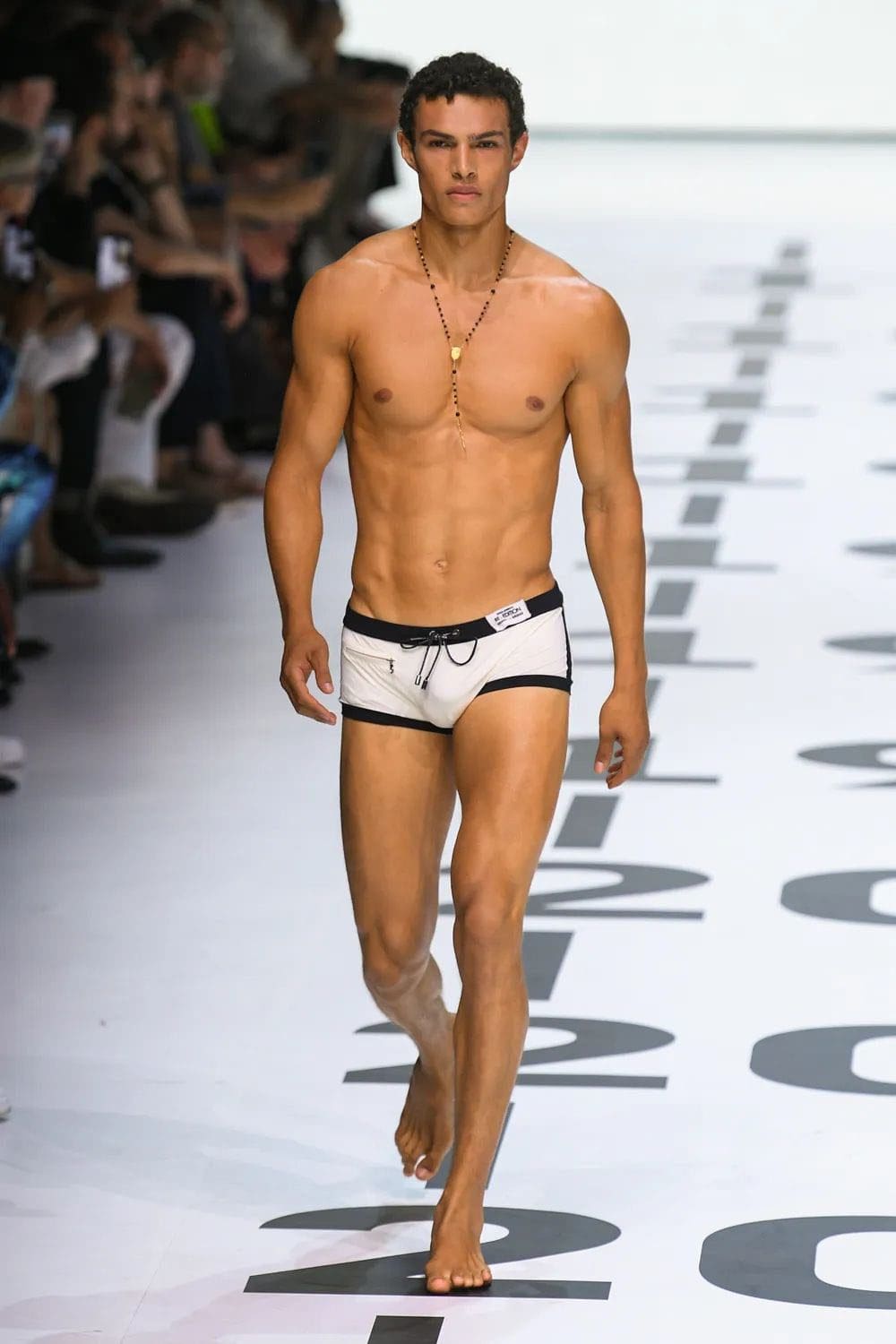 Dolce Gabbana Men Весна Лето 2023 Runway Журнал