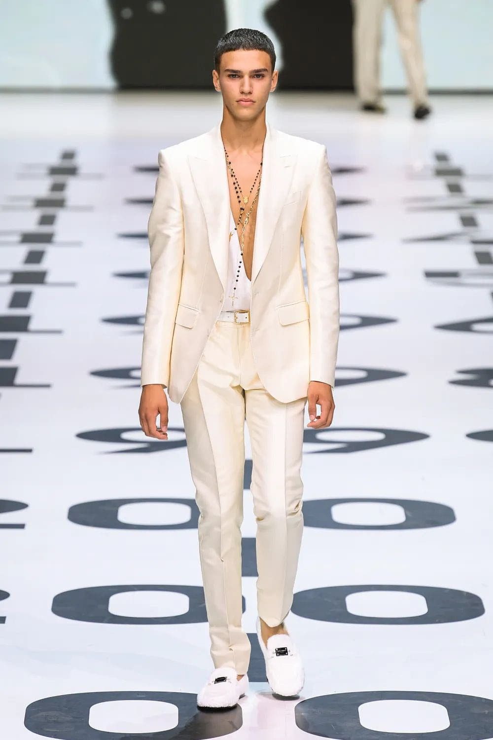 Dolce Gabbana Men Весна Лето 2023 Runway Журнал