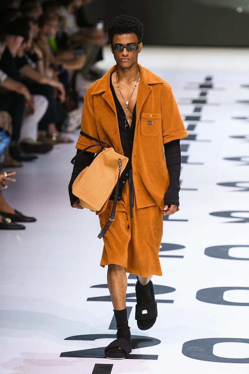Dolce Gabbana Men Весна Лето 2023 Runway Журнал