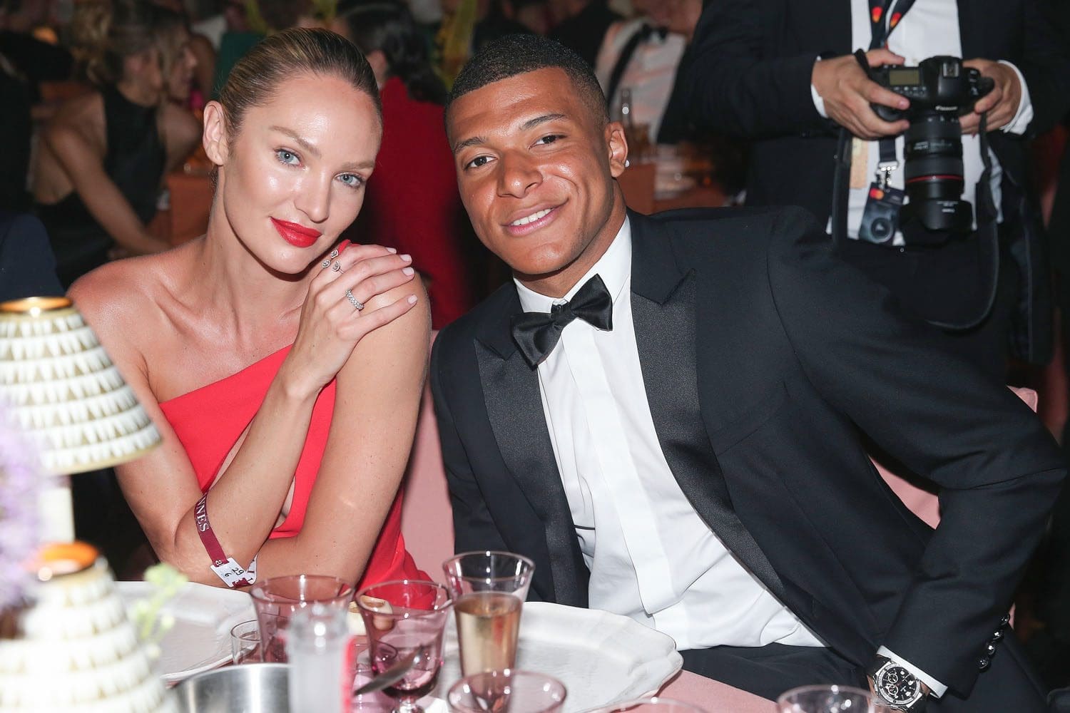 Kylian Mbappé bei der amfAR-Gala Cannes 2022 Runway Magazin