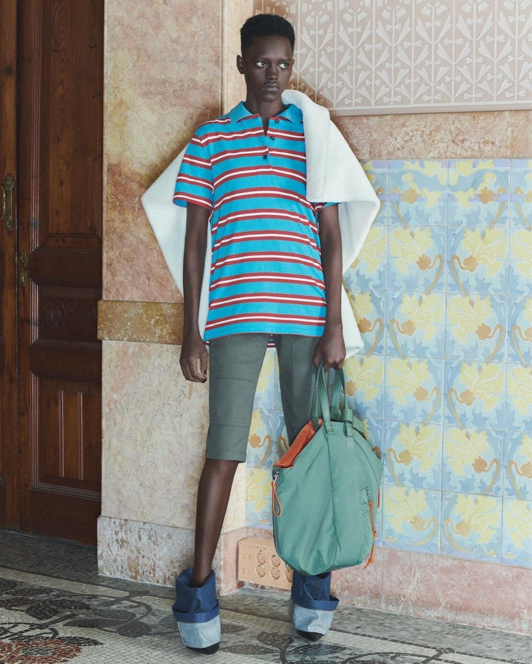 Loewe Resort 2023 Runway Magazine