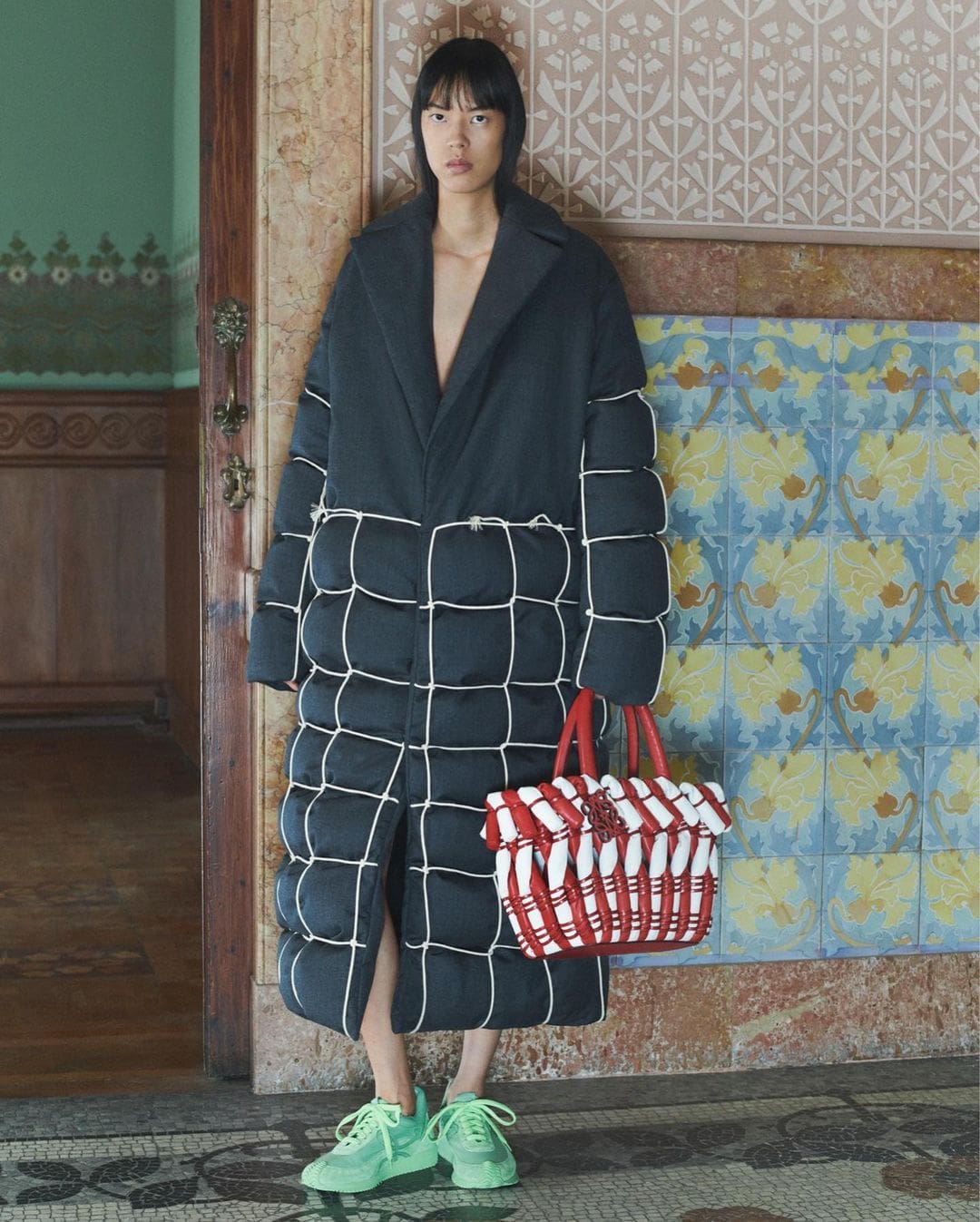 Loewe Resort 2023 Runway Magazine