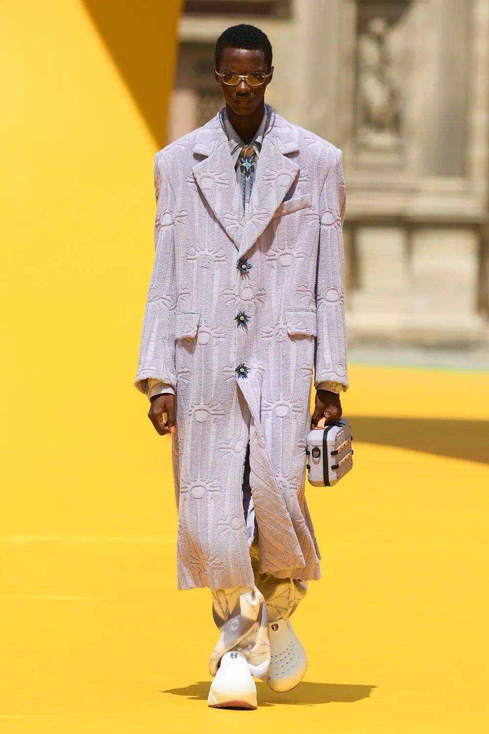 Louis Vuitton Primavera Estate 2023 Uomo Runway Magazine