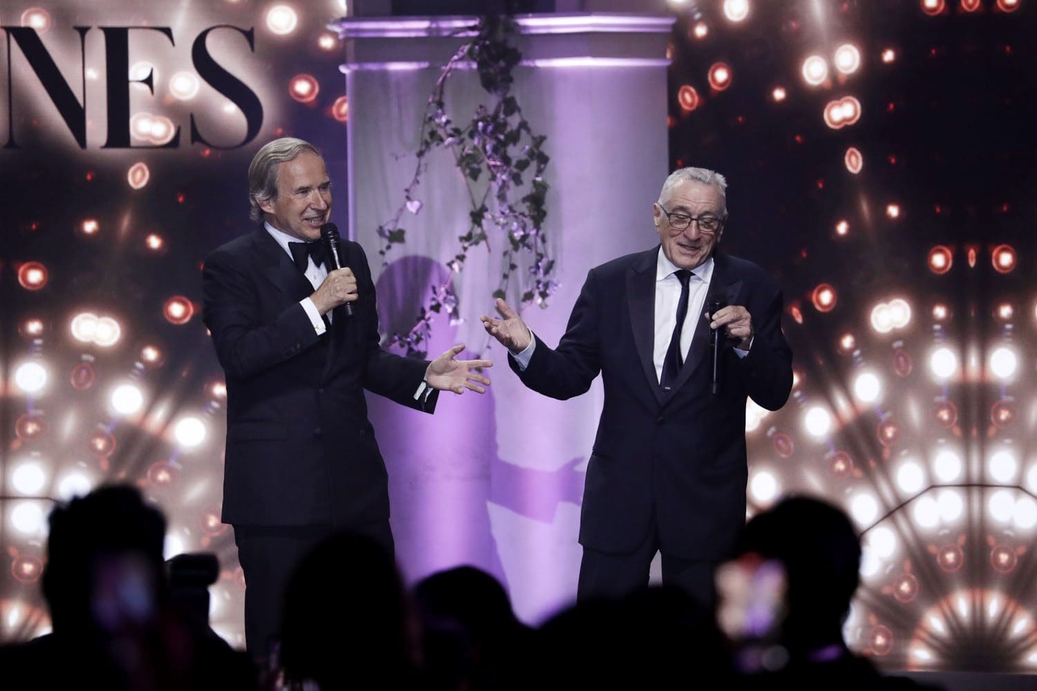 Robert De Niro bei der amfAR-Gala Cannes 2022 Runway Magazin