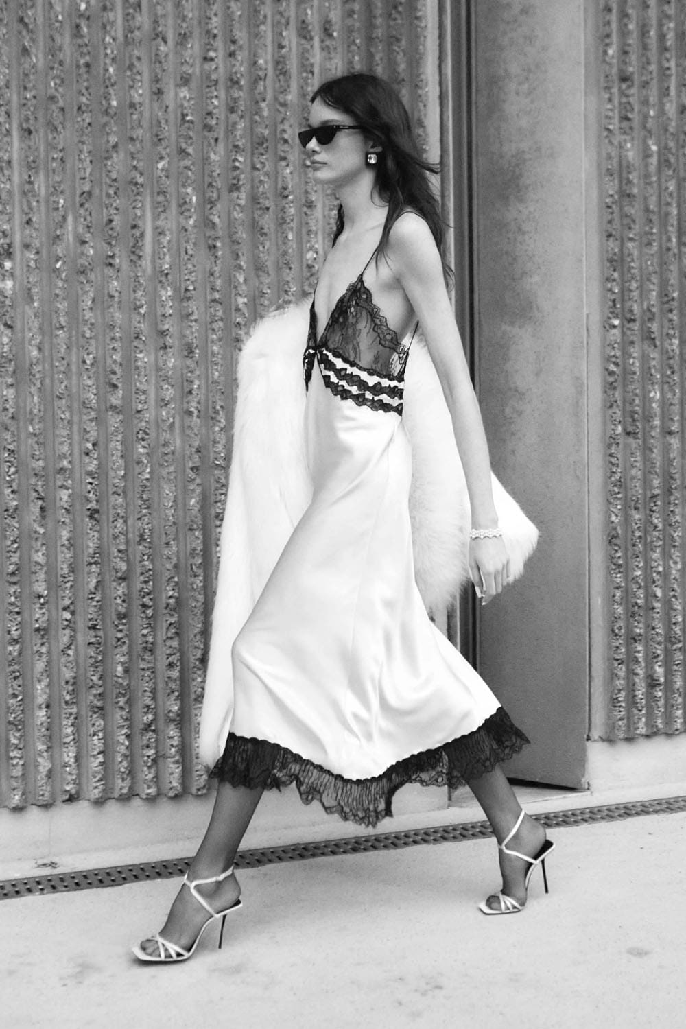 Saint Laurent Pre-Autunno 2022 Runway Magazine