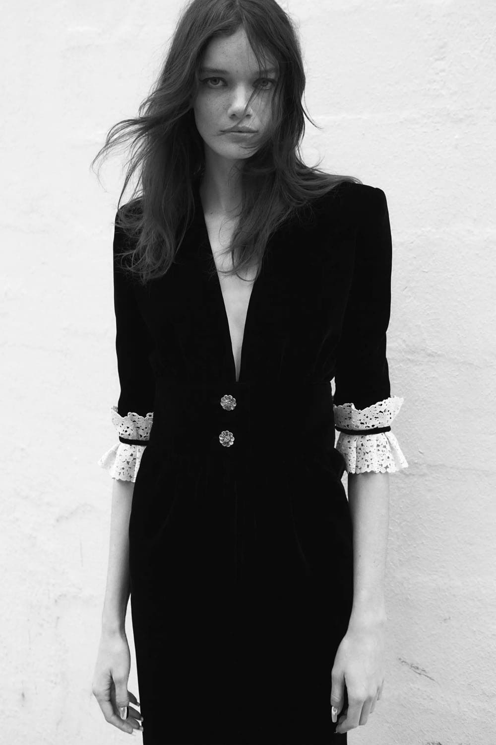Saint Laurent Pre-Autunno 2022 Runway Magazine