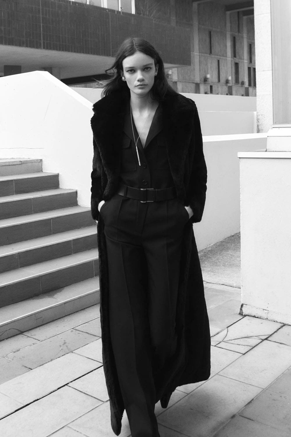 Saint Laurent Pre-Autunno 2022 Runway Magazine