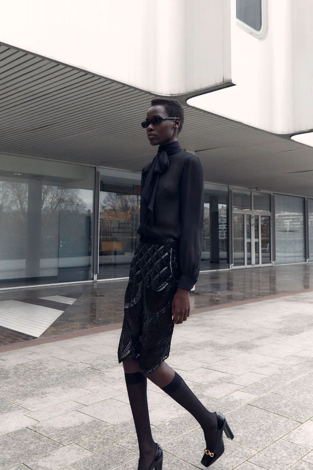 Saint Laurent Pre-Autunno 2022 Runway Magazine