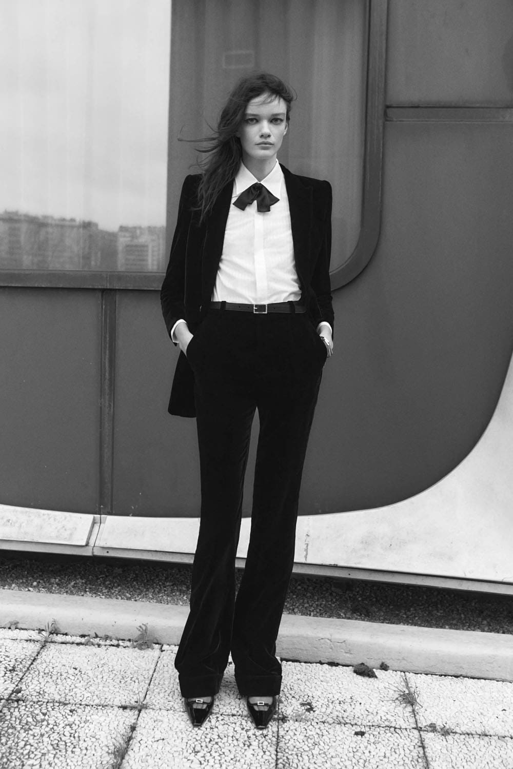 Saint Laurent Pre-Autunno 2022 Runway Magazine