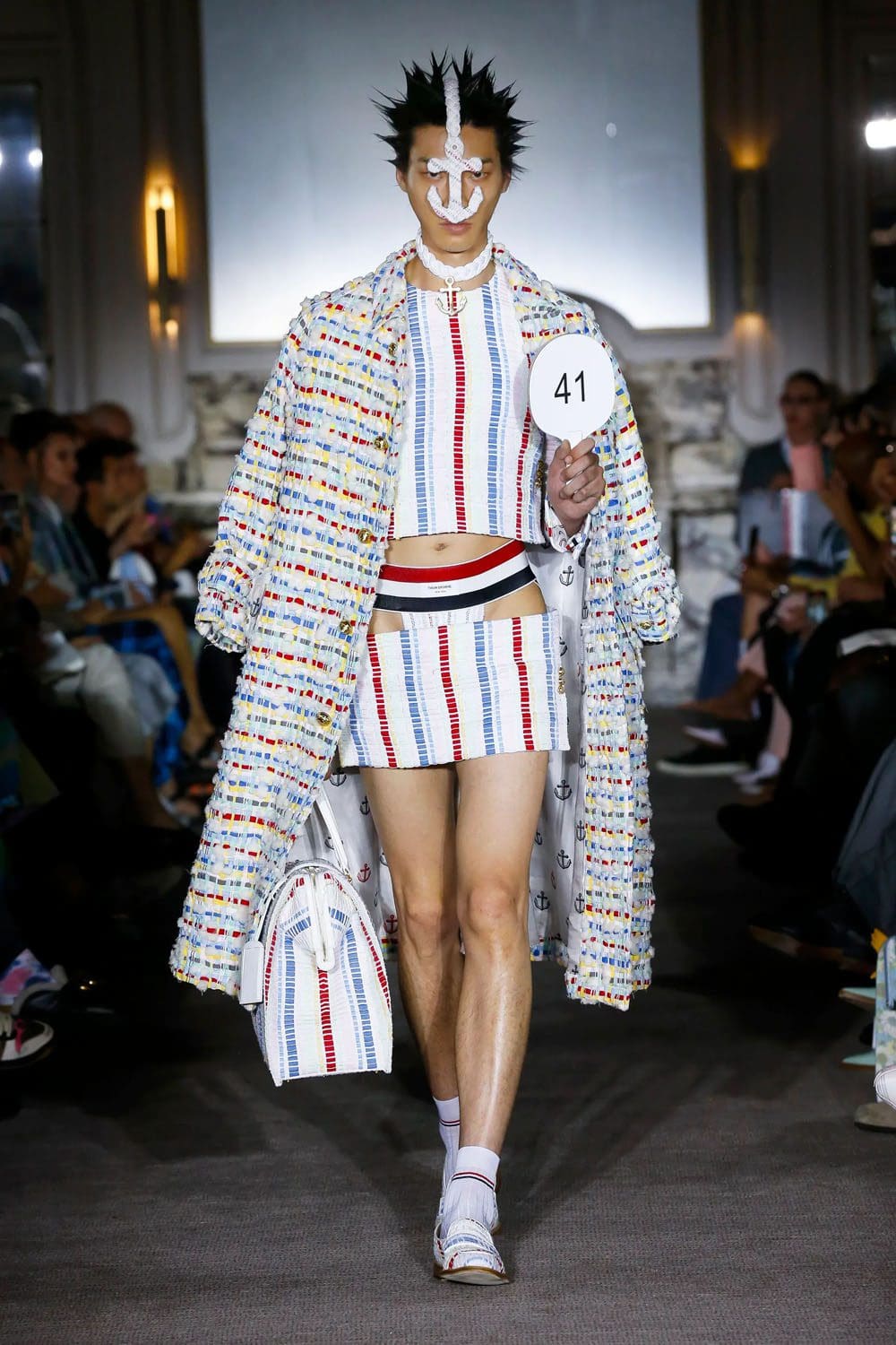 トムブラウン2023年春夏 Runway Magazineに