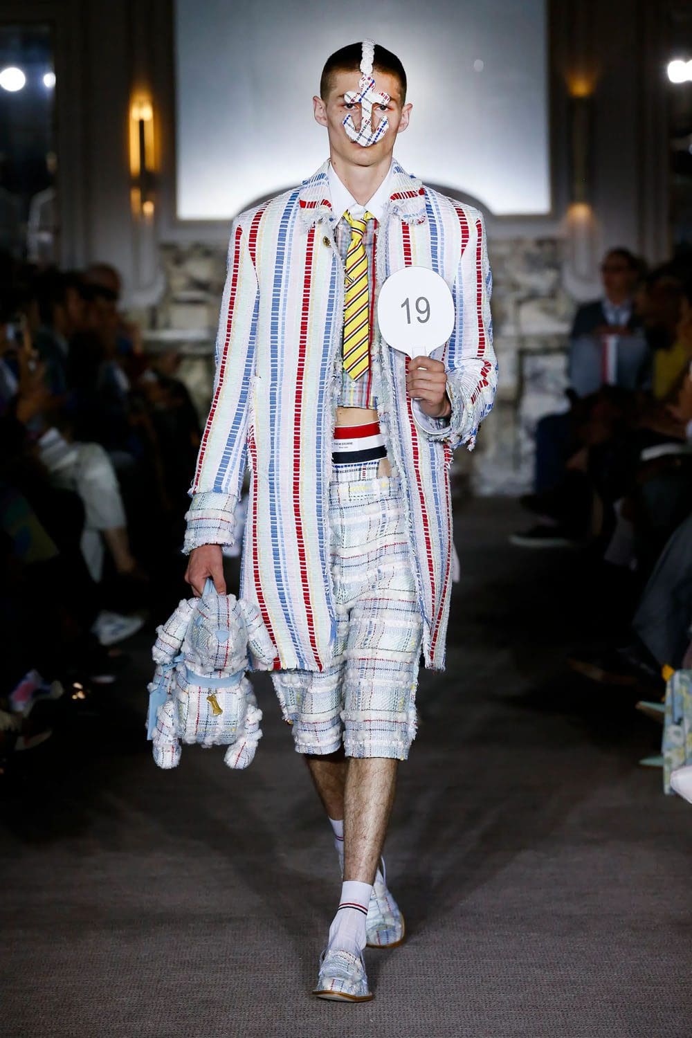 トムブラウン2023年春夏 Runway Magazineに
