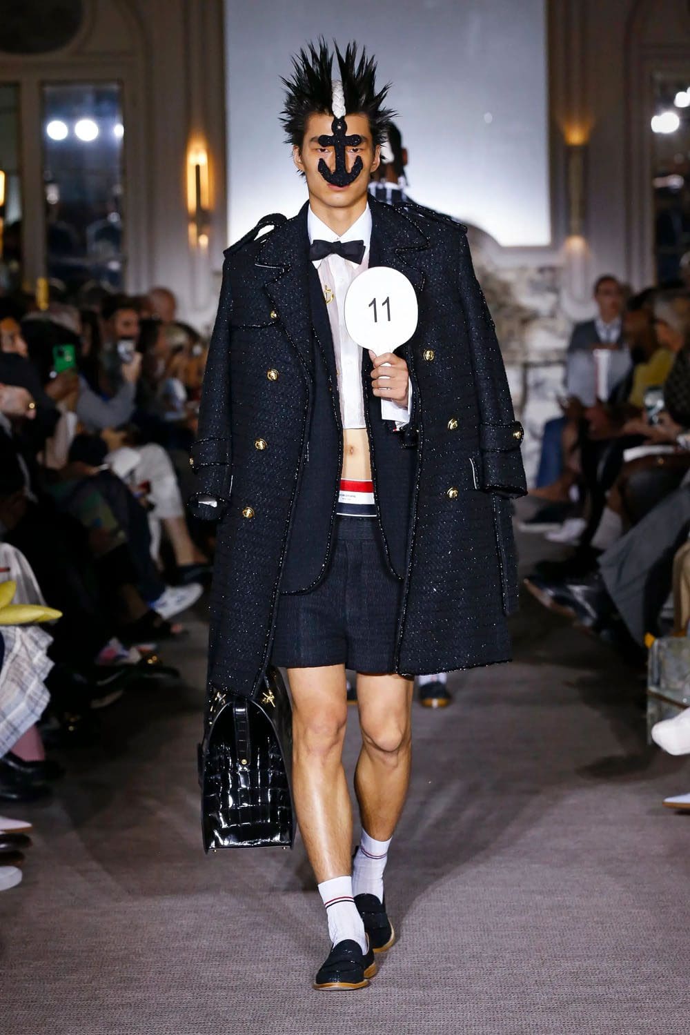 トムブラウン2023年春夏 Runway Magazineに
