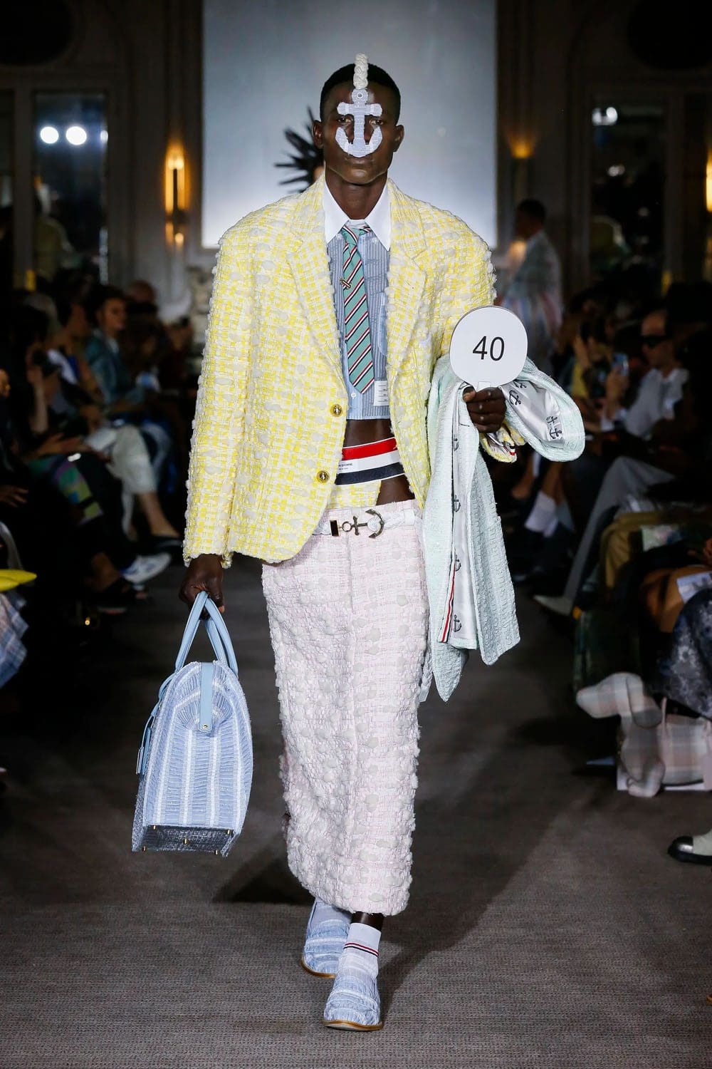 トムブラウン2023年春夏 Runway Magazineに