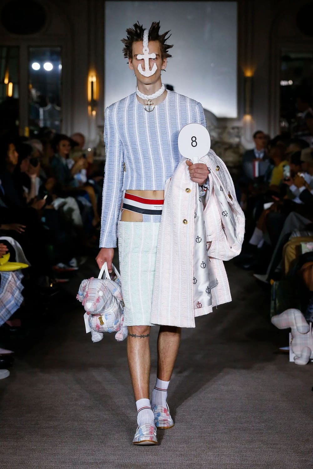 トムブラウン2023年春夏 Runway Magazineに