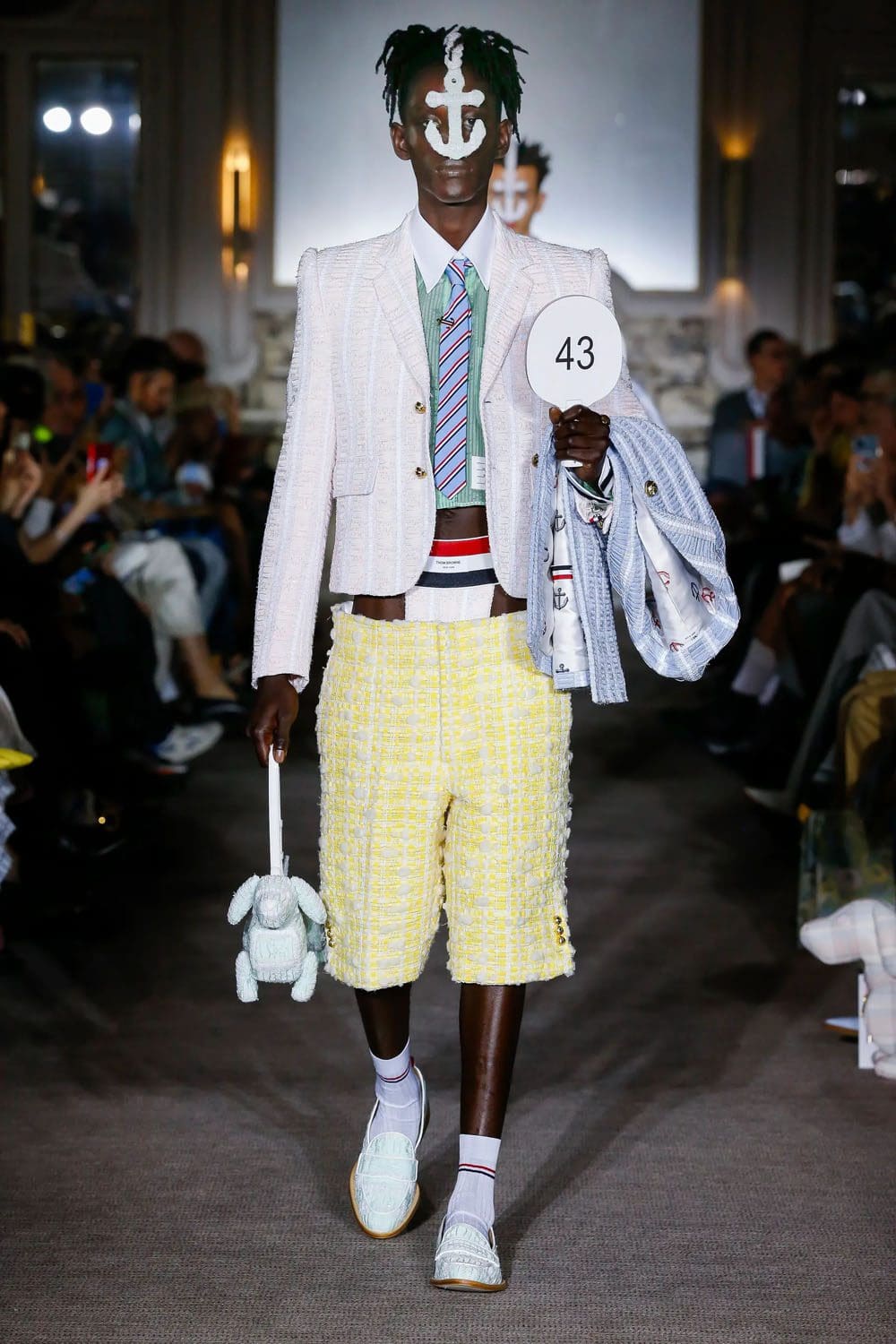 トムブラウン2023年春夏 Runway Magazineに