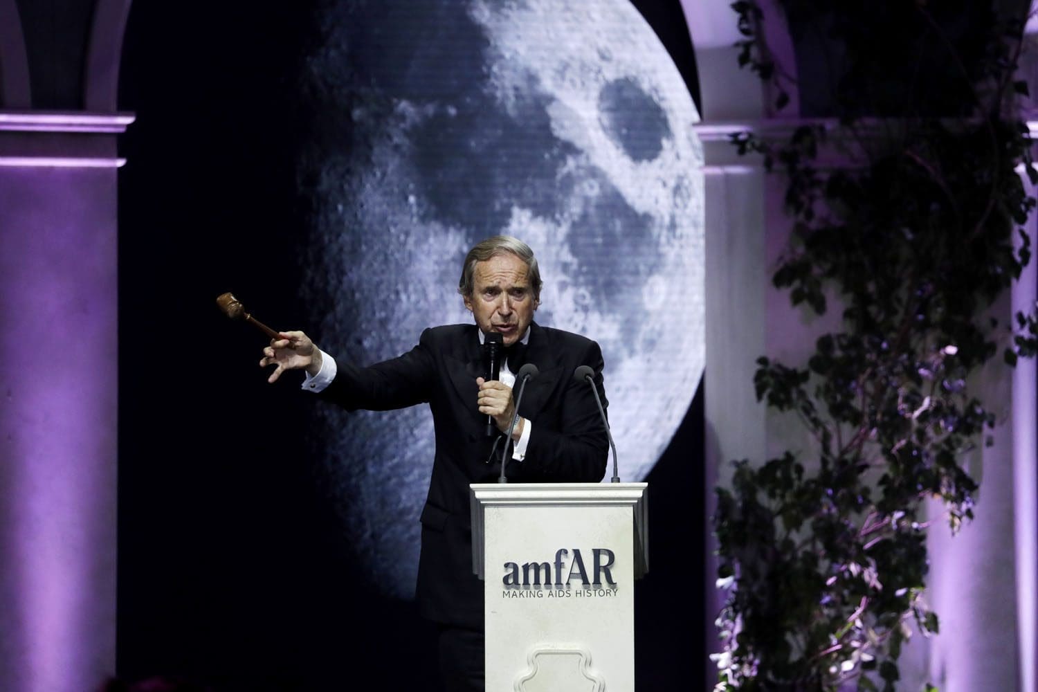 amfAR-Gala Cannes 2022 Runway Magazin