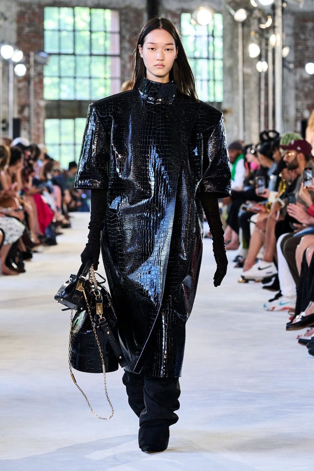 Alexandre Vauthier Alta Costura Outono Inverno 2022-2023 Runway revista