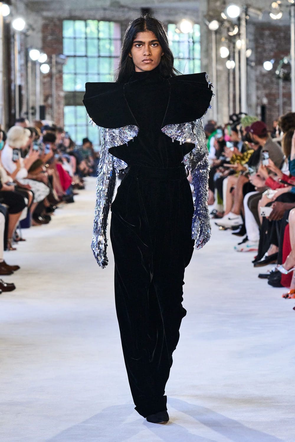 Alexandre Vauthier Alta Costura Outono Inverno 2022-2023 Runway revista