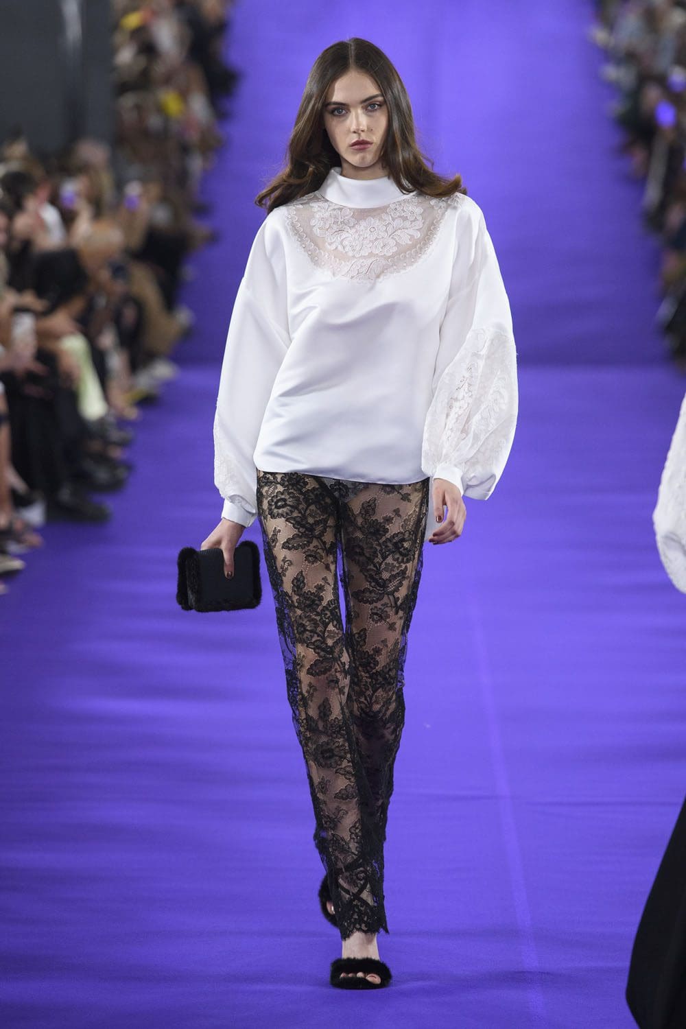 アレクシマビーユオートクチュール2022年から2023年秋 Runway Magazineに