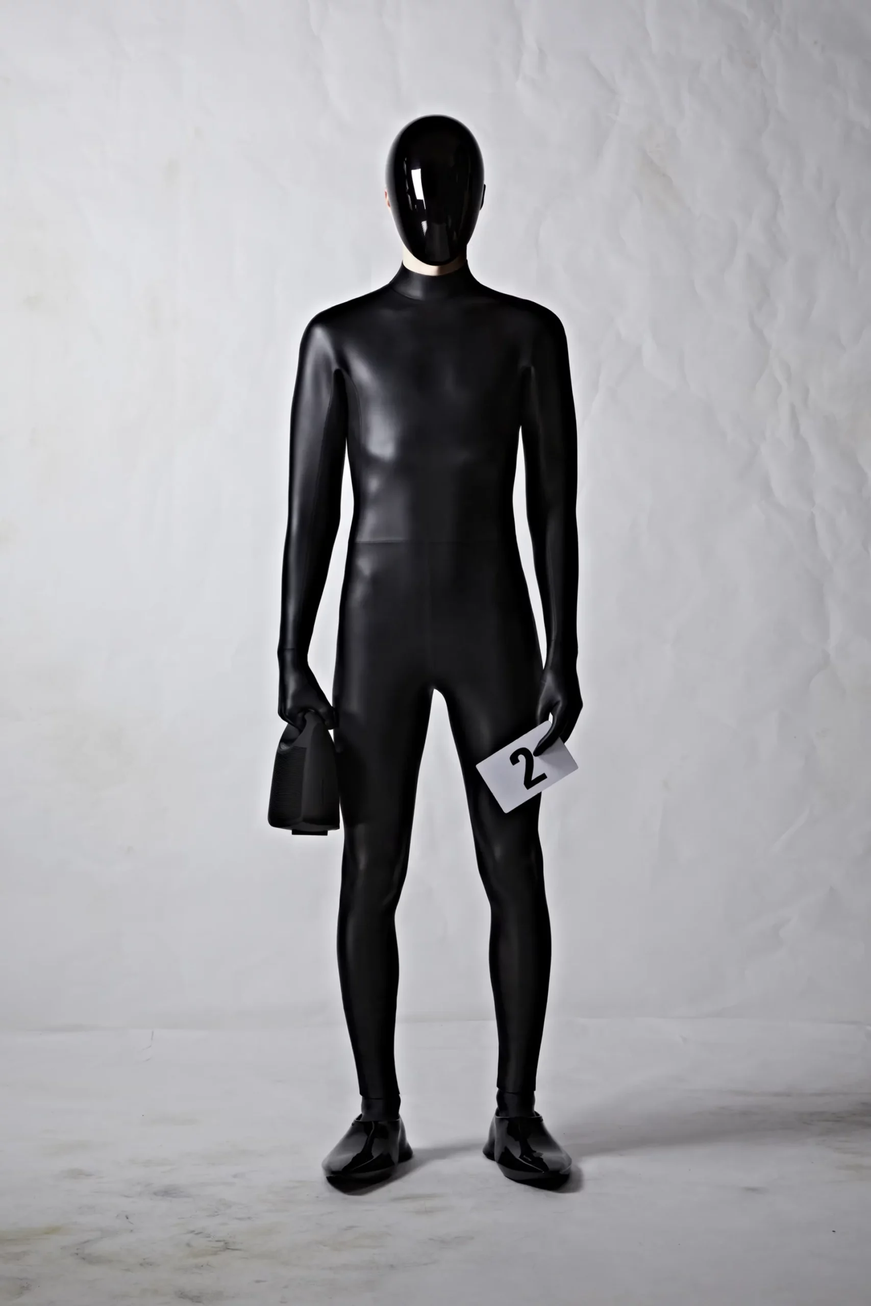 Balenciaga 2022-2023 秋冬高级定制时装 Runway 杂志