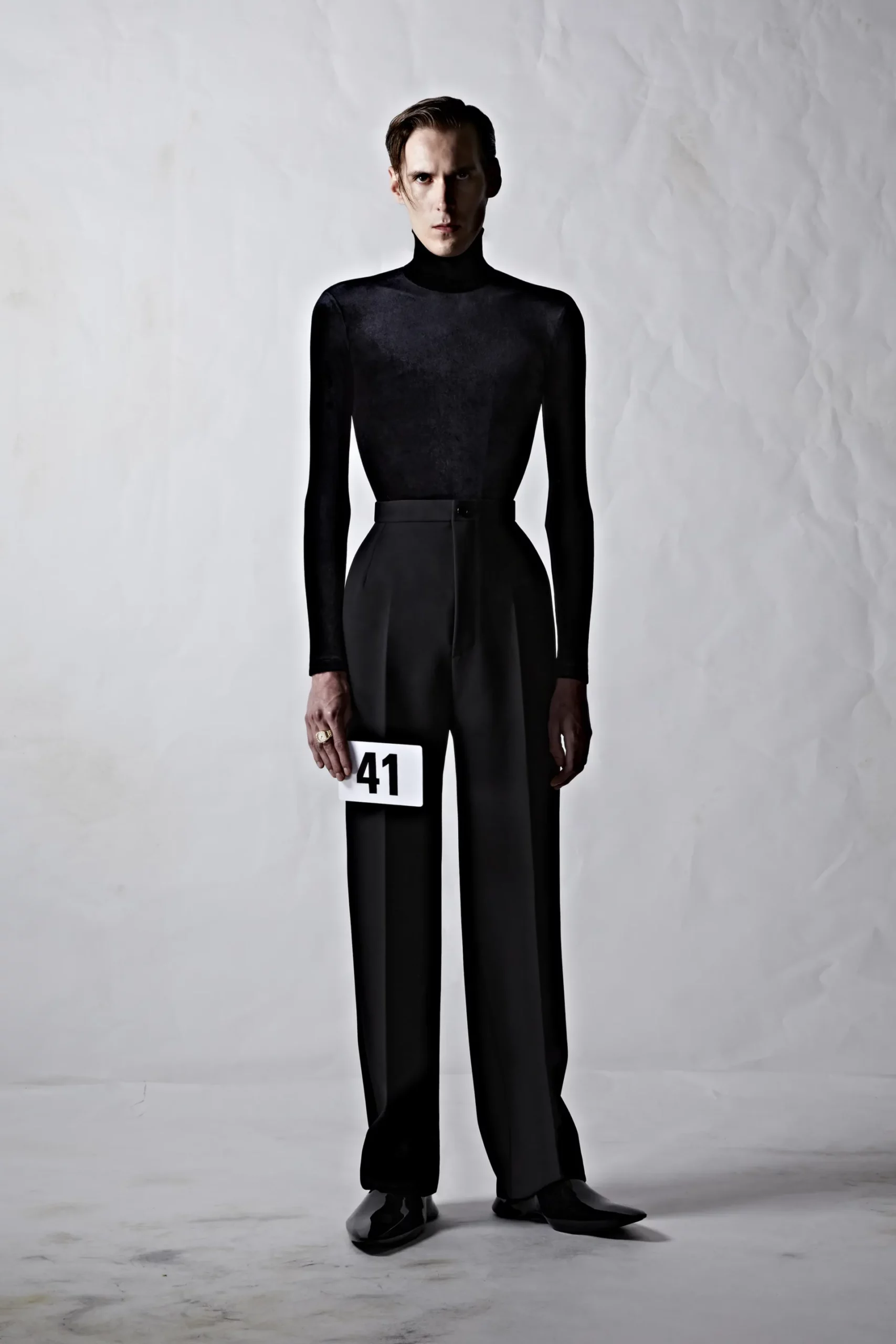 Balenciaga 2022-2023 秋冬高级定制时装 Runway 杂志