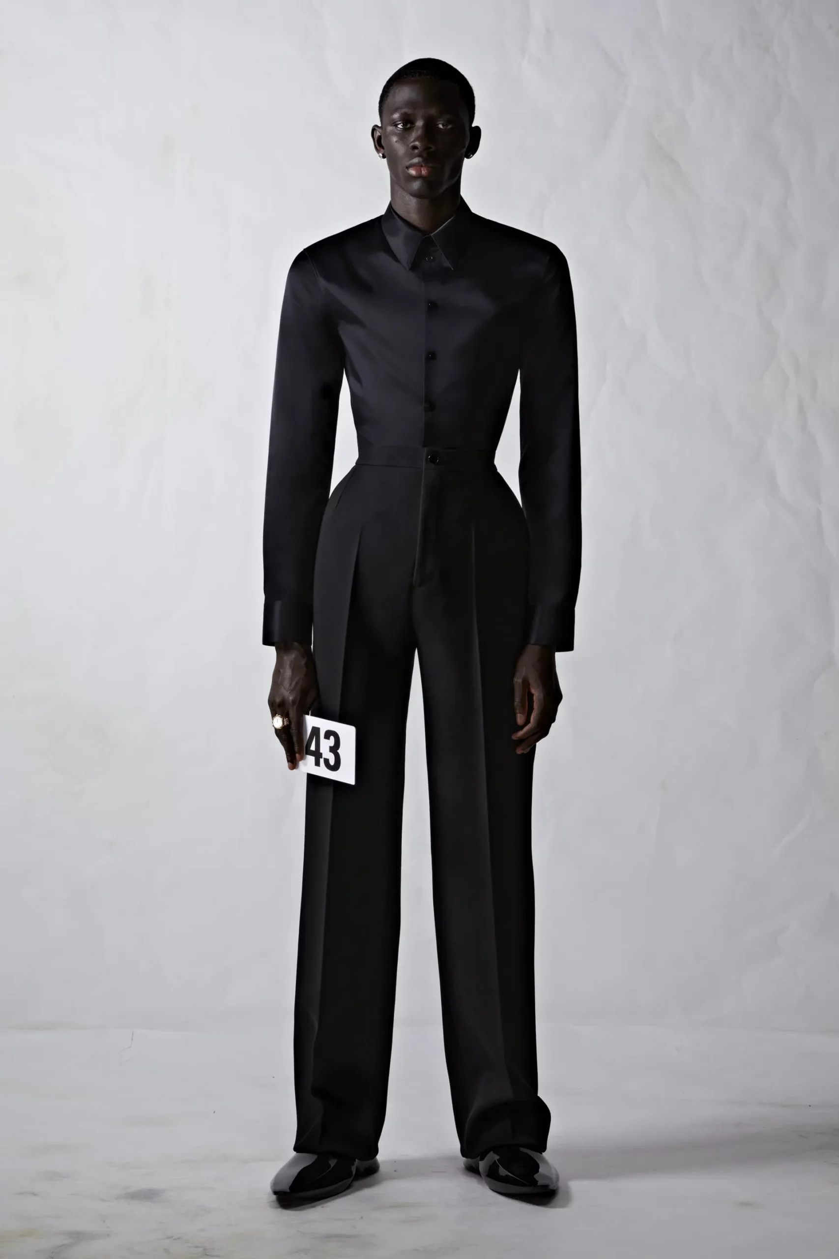 Balenciaga 2022-2023 秋冬高级定制时装 Runway 杂志